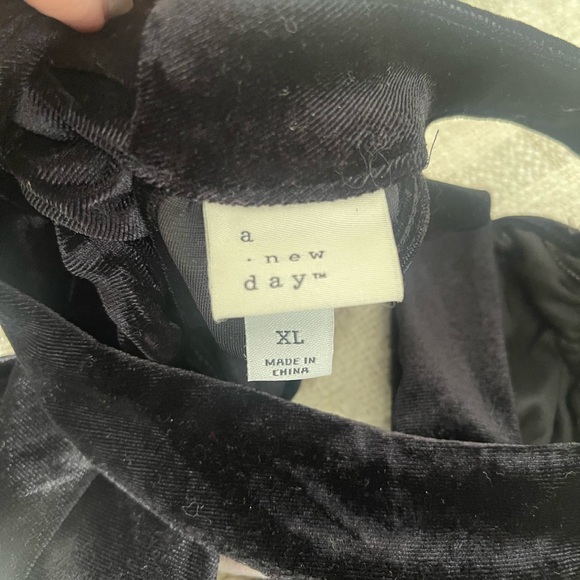 A New Day Velour Velvet Halter Neck Wide Leg Jumpsuit Pockets Black Size XXL NWT - Picture 8 of 9